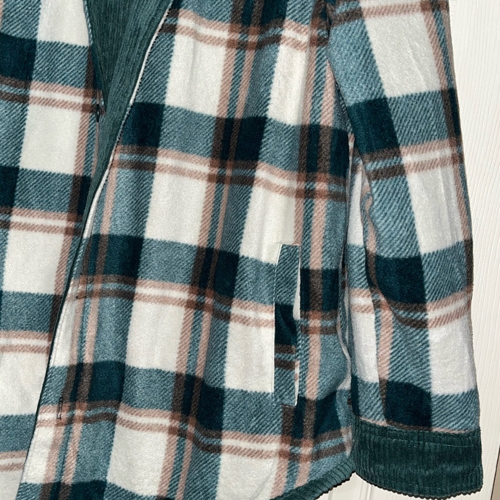 Love Tree•Reversible Plaid & Green Utility Jacket - Picture 11 of 15